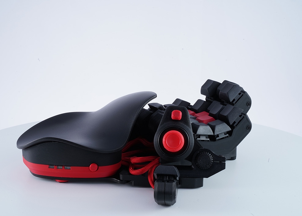 لوحة مفاتيح الألعاب GameClaw Q - مراجعة Gaming Keyboard 1 Hand وسعره
